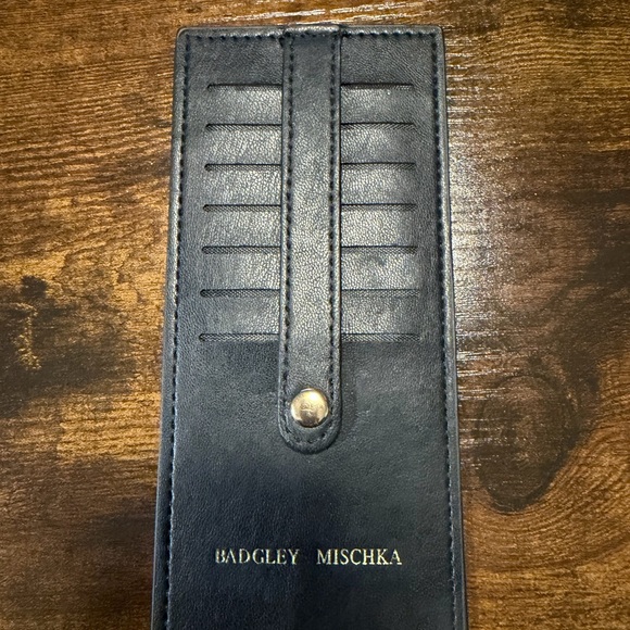 Badgley Mischka Card Holder and Studded Bag BUNDLE. New - Picture 3 of 6